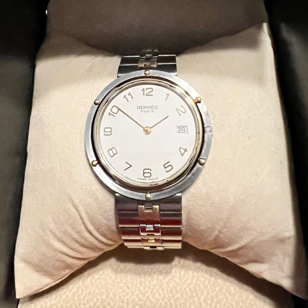 Hermès, Clipper, 34 mm wrist watch. Stainless and gold plated. Great condition.